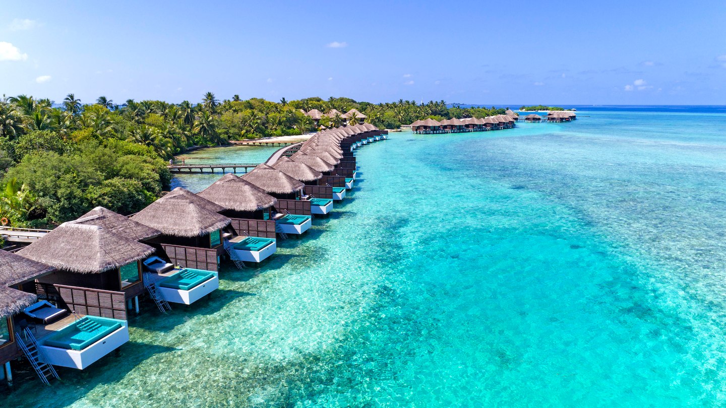 Sheraton Maldives Full Moon Resort & Spa